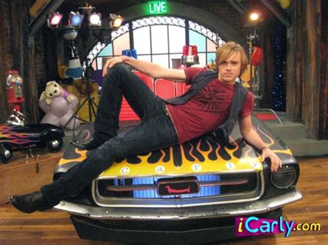 icarly ginger fox|wade collins icarly video.